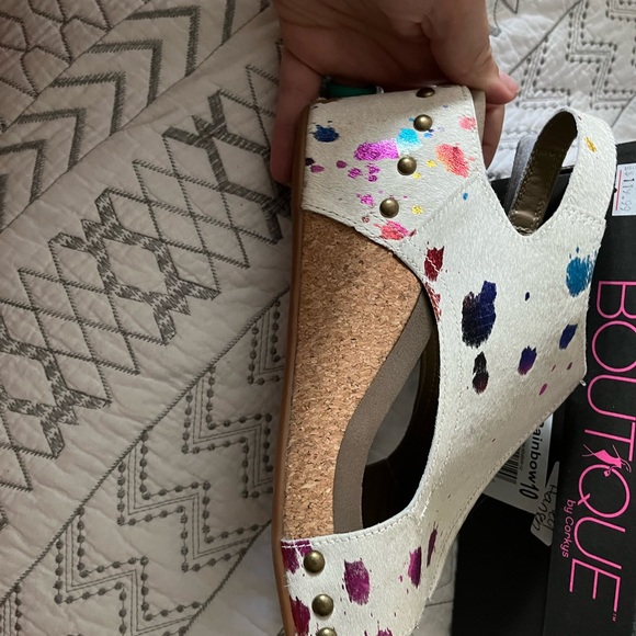 Corky Wedge - Picture 6 of 7